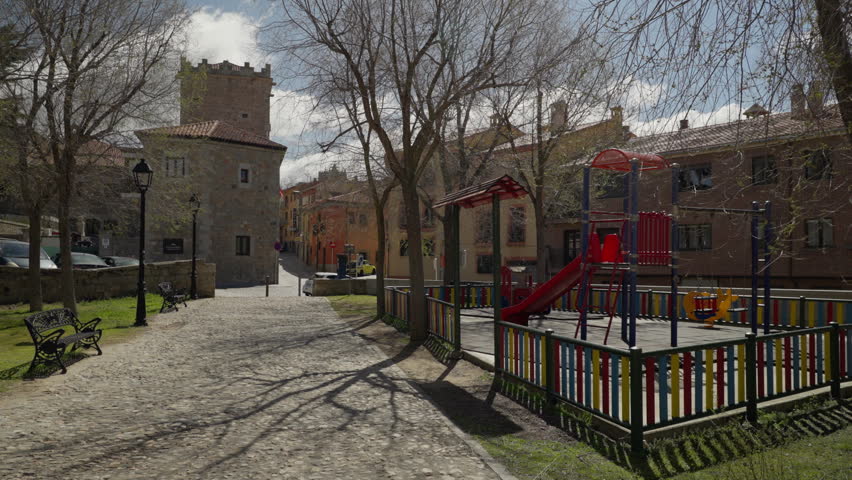 Avila historic center showing a children