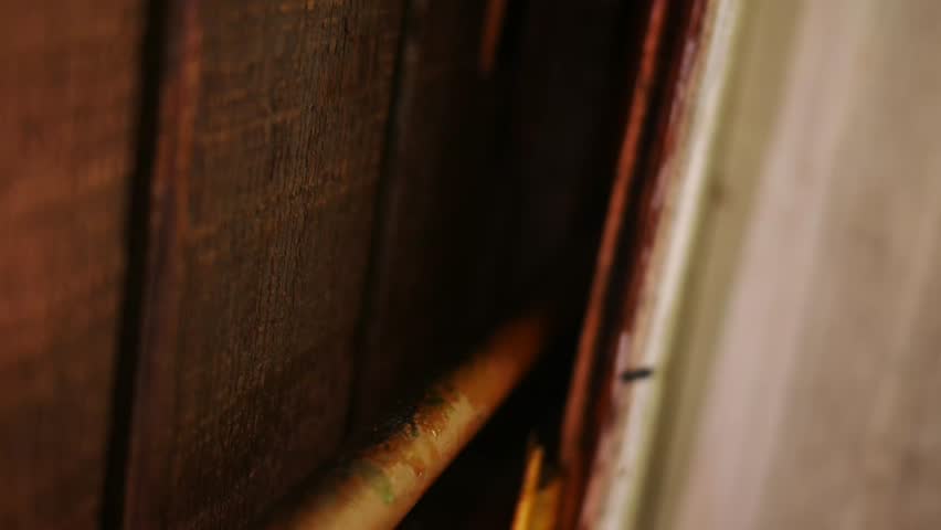 A Pipe Breaks in a Copper Pipe in Sunroom - Pluming Series