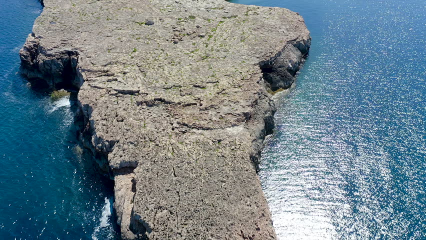 Punta Prima is a rocky cape on the southeastern coast of Formentera, surrounded by transparent waters and natural landscapes that showcase the island’s peaceful Mediterranean character.