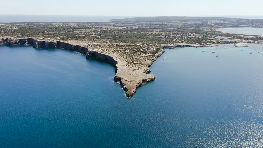 Punta Prima is a rocky cape on the southeastern coast of Formentera, surrounded by transparent waters and natural landscapes that showcase the island’s peaceful Mediterranean character.