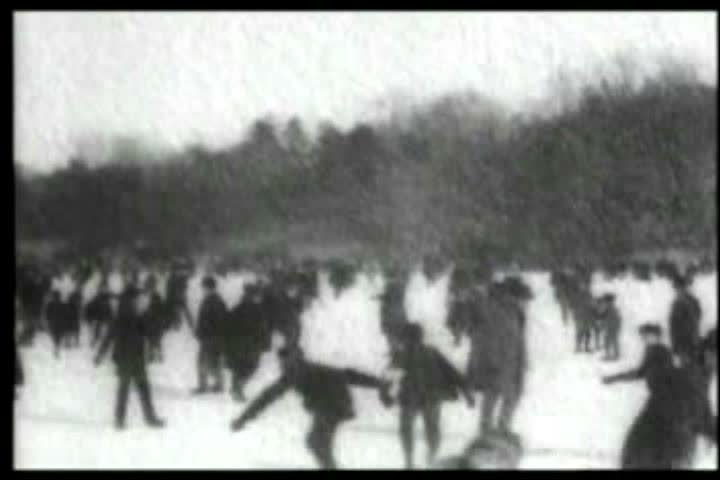 1900s - Skaters in Central Park