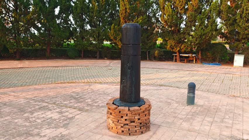 Architecture, objects, in the park
