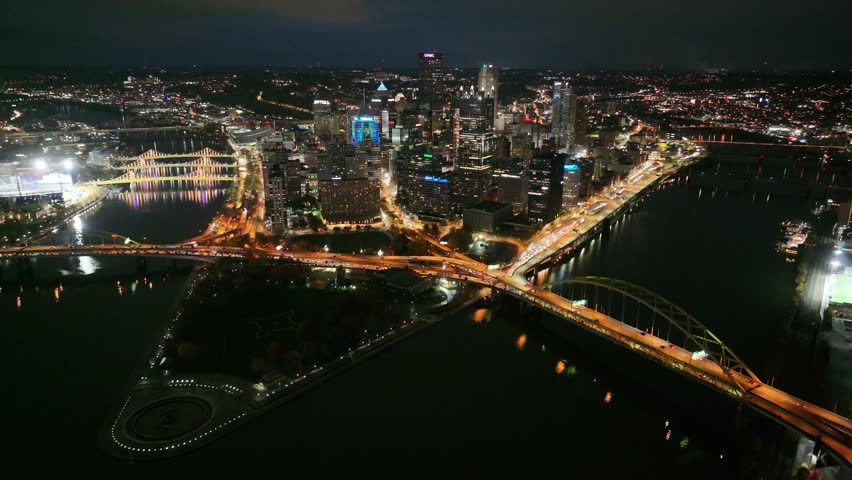 Aerial view of skyline of Pittsburgh city in Pennsylvania, USA