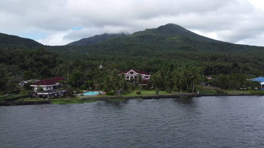 Mountain resort hideaway in the Philippines