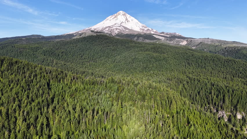 The iconic Mt. Hood is surrounded by national forest and spans all the way to the Columbia River Gorge in Oregon. This scenic and wild area, close to Portland, offers year-round recreation.