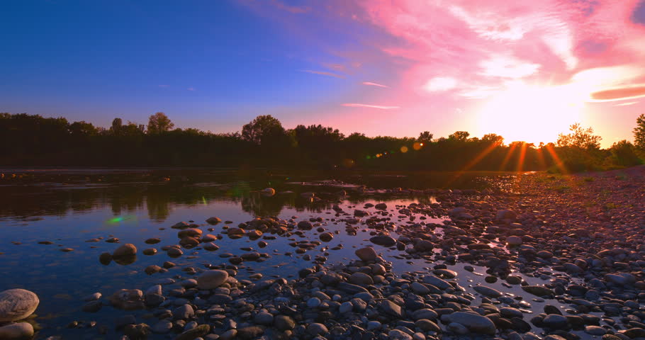 Overview of a sunset on the river