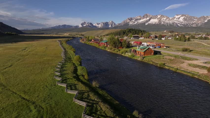 small community of Stanley on the shore of the Salmon River