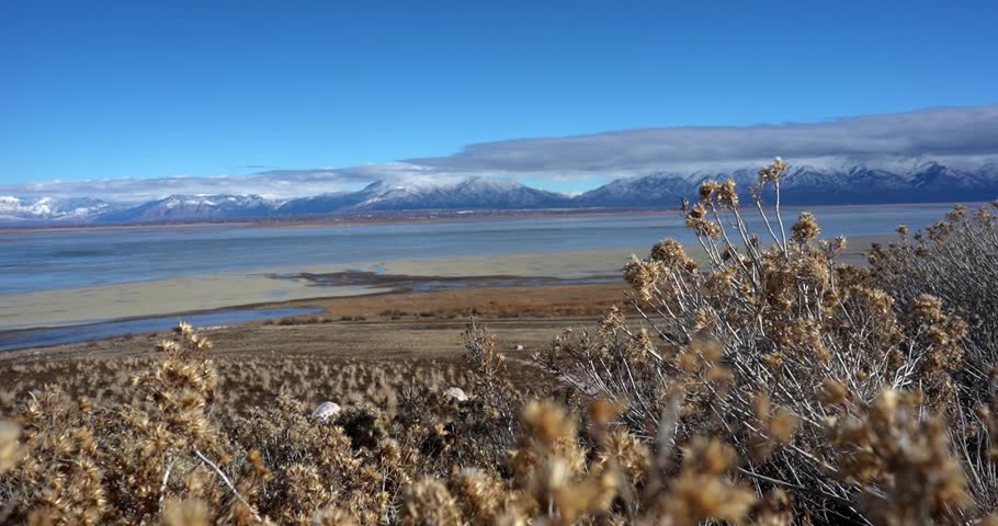 Scenic mountain landscape overlooking Great Salt Lake, Utah