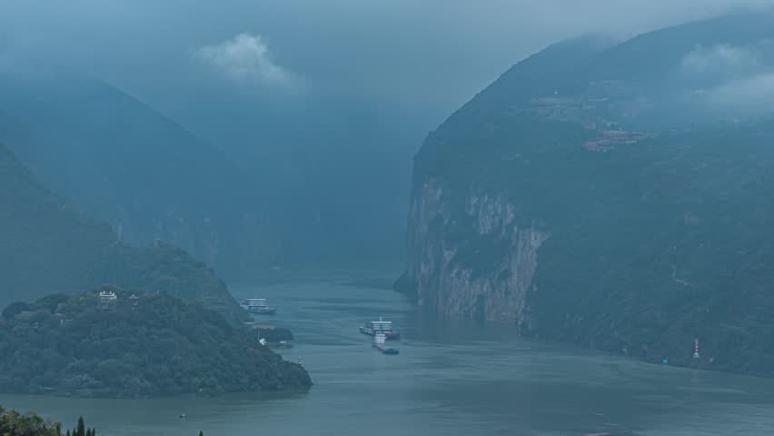 8K Time-lapse of canyon shipping at Qutang Gorge, origin of Yangtze Three Gorges