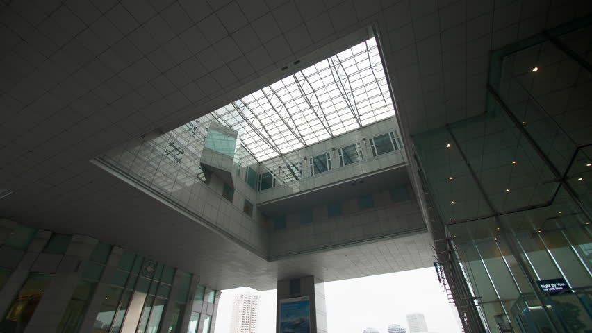 Modern Singapore cityscape featuring impressive skyscrapers contemporary architecture and dynamic urban districts in one of the leading metropolitan destinations in Asia 