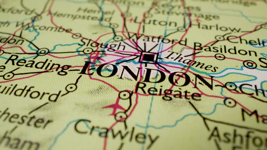 Gliding from London to Le Havre across the English Channel on an atlas map