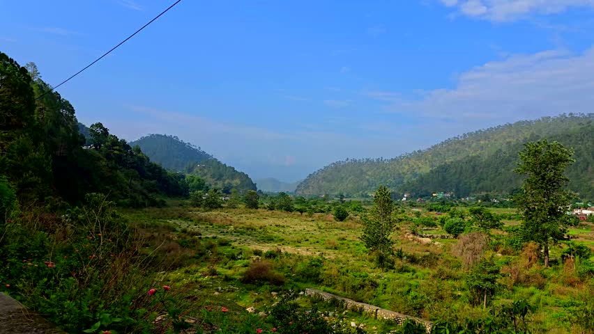 Nature Landscape video of Munsiyari also called Munsyari, a Himalayan hill town in Uttarakhand, India. Beautiful View of Himalayas mountains.
