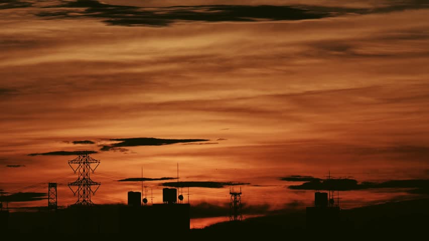  Beautiful sky at Sunrise in Tokyo
