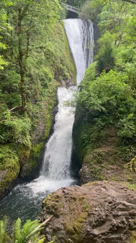 Bridal Veil Falls vertical - Columbia River Gorge, Oregon