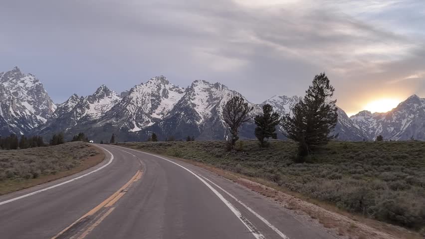 Grand Teton National Park - Scenic Road Trip through the park