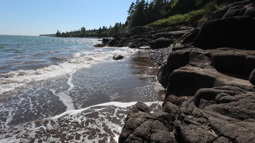 ocean waves coming in to shore