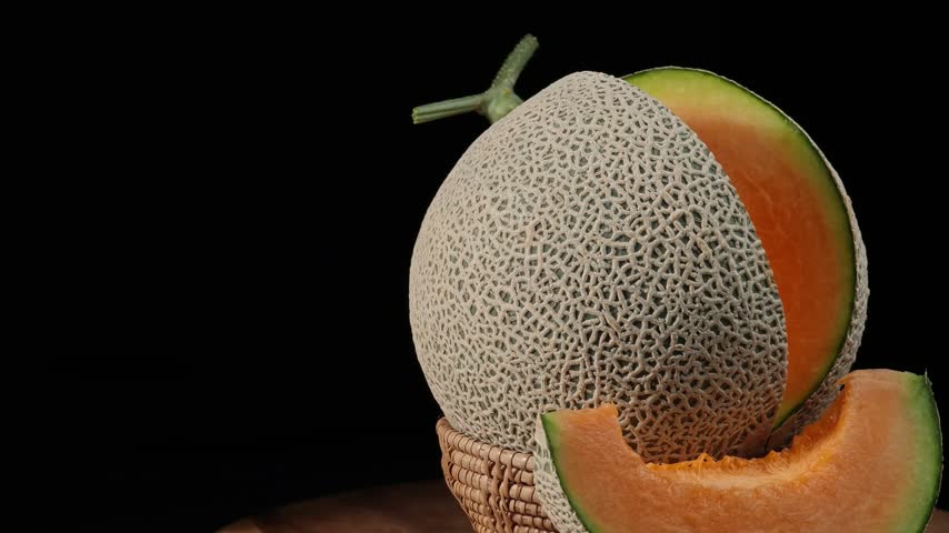 Sliced pieces of fresh sweet cantaloupe melon
