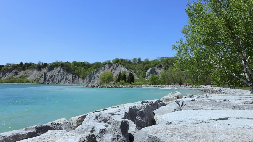 Toronto, Scenic Scarborough Bluffs facing Ontario lake shore