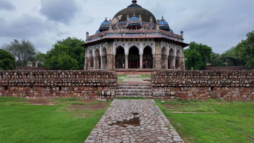 Delhi, India : Point of view footage of walking toward the tomb of Isa Khan, mausoleum built between 1547 and 1548 located within the Humayun