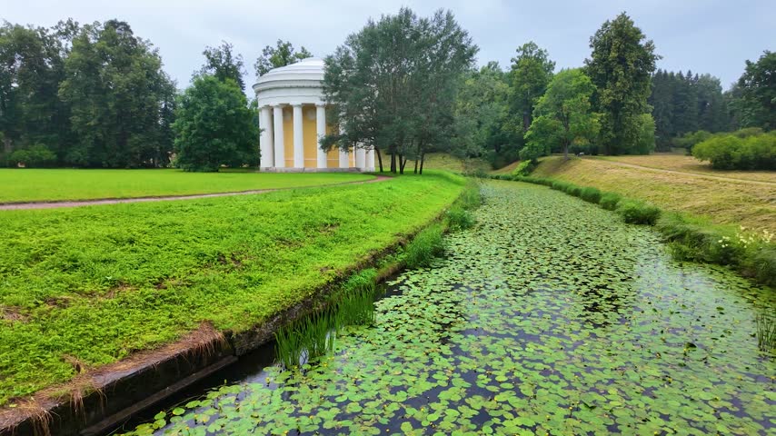 Beautiful park. Rainy day. Slowmotion