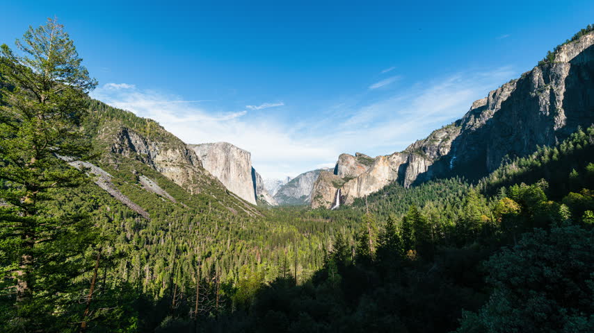 Timelapse of sunset at Tunnel View in Yosemite National Park in California, USA