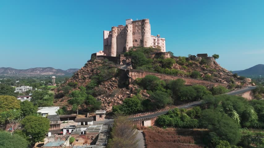 Aerial view of Bishangarh Fort, a 230-year-old fortress built in the late 18th century by Rao Bishan Singh. The drone accends revealing the fort