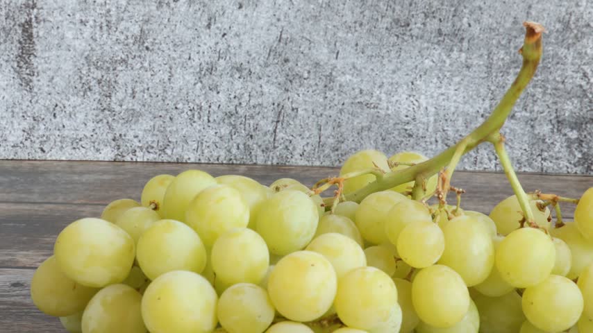 bunch of grapes, seasonal fruit, healthy food