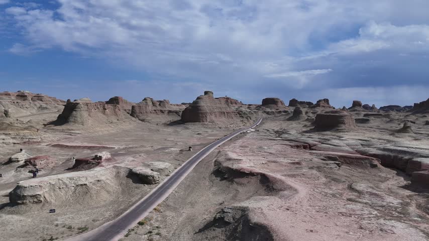 A road winding through the "Devil