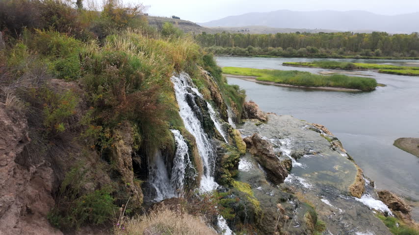 Panning view of Falls Creek Falls viewing the snake river in Idaho on the first day of fall.