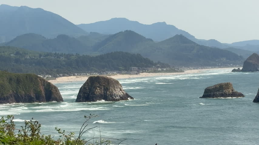 Oregon Ocean Cresent Beach 4K clip