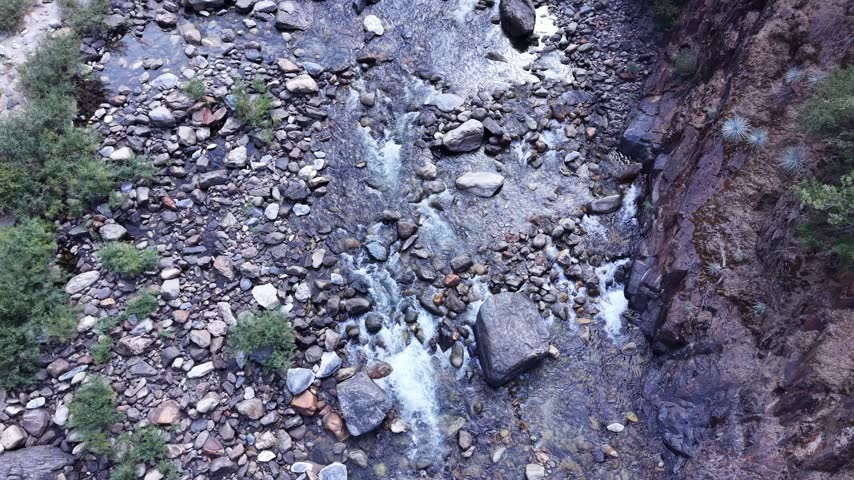 Kings Canyon creek National Park Califronia