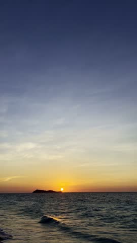 Beautiful Sunrise Over the Ocean