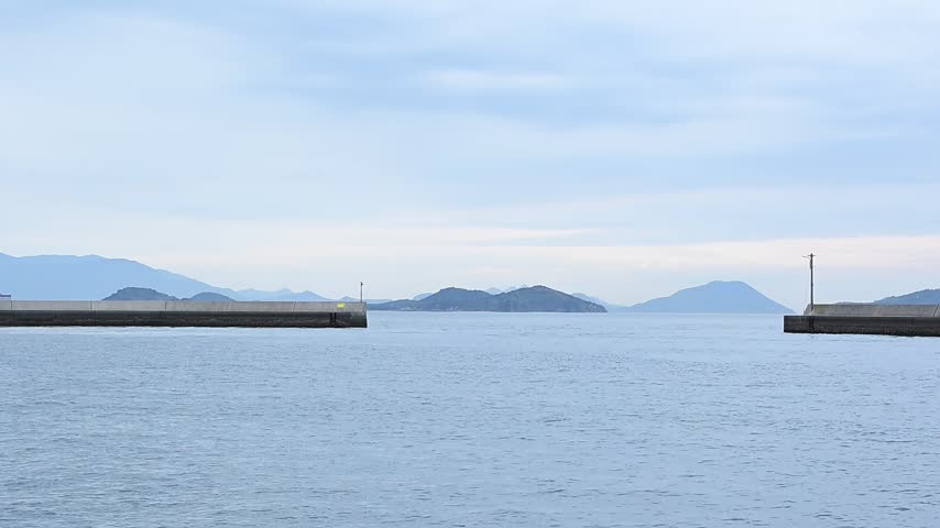 A ferry entering Megi Port (Takamatsu, Kagawa, 2026, Apr.)