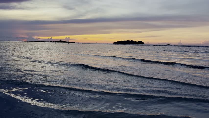 Scenic Sunset Over Ocean Horizon