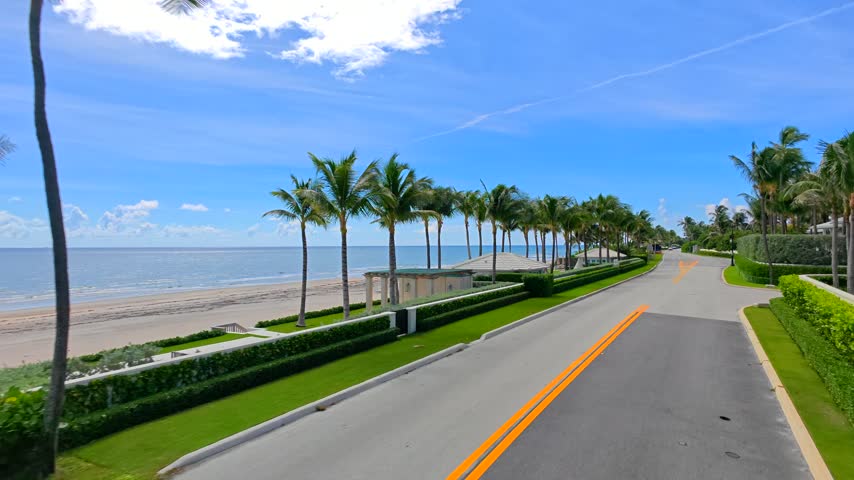Palm Beach Florida ocean views from the street