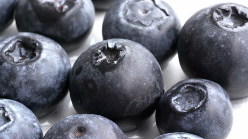 Premium Peruvian blueberries in 4K for supermarket, packaging, wellness, healthy eating and commercial food campaigns