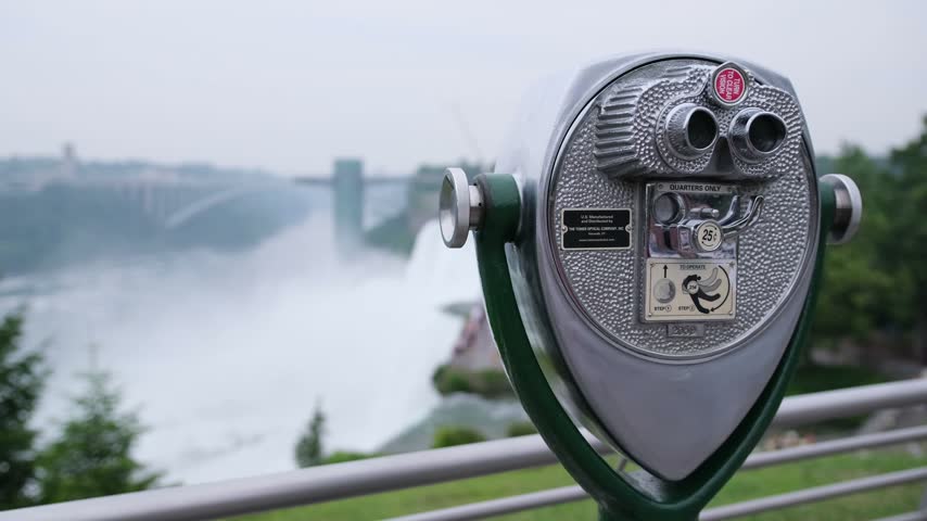 Observation binoculars overlooking niagara falls viewpoint