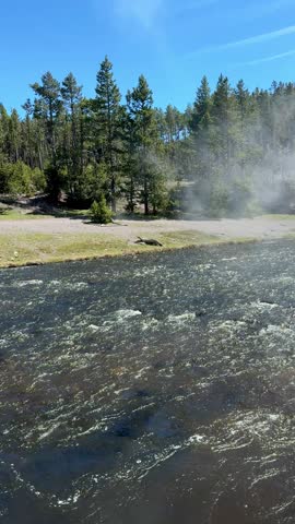 Firehole River, Midway Geyser Basin, Yellowstone National Park, Wyoming, USA