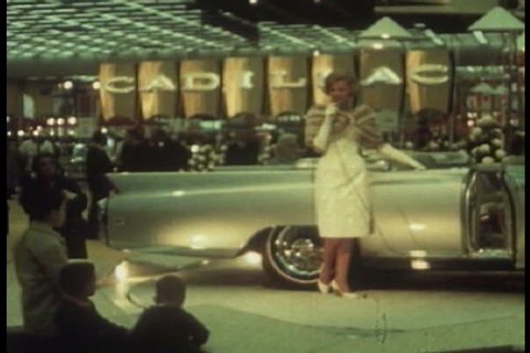 1960s - There are many opportunities for recreation in Detroit including car shows, museums, and art galleries during the 1960s