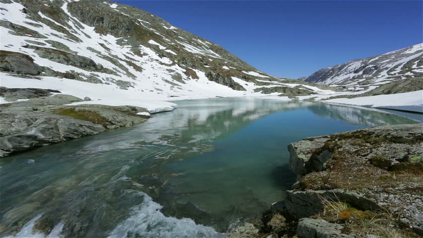 Arctic lake