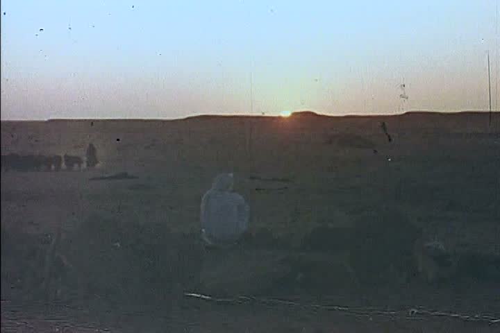 1970s - Pilgrims arrive in Saudi Arabia to visit Mecca in 1973.