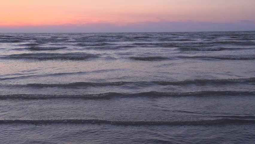 Slowmotion waves after suset