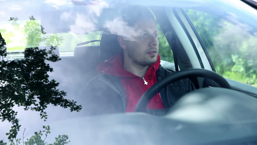 Таксист. Жду в машине. Waiting in car. Waiting in car. Waiting in car.