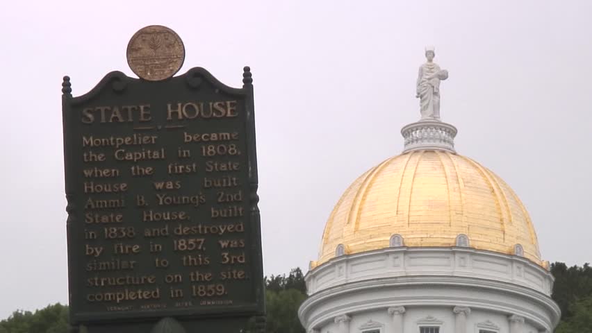 Vermont State Capitol dome and sign