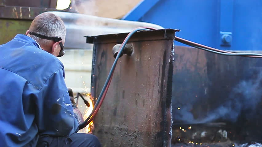 Process of cutting metal with a gas welder machine