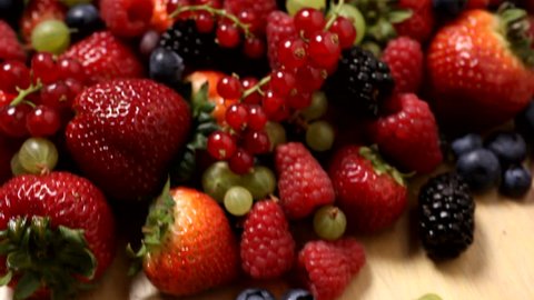 Variety of berries స్టాక్ వీడియో