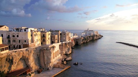 The old historic town of Vieste built into the Adriatic Sea on a dramatic promontory of Pizzomunno, Promontorio Del Gargano, Puglia, Italy