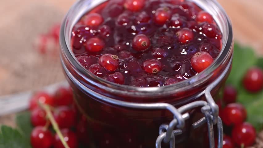 Rotating Red Currant Jam (seamless loopable background video)