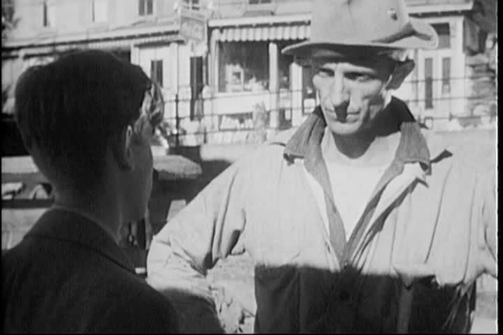 1940s - Young kids volunteer to work on farms in Vermont during World War two.
