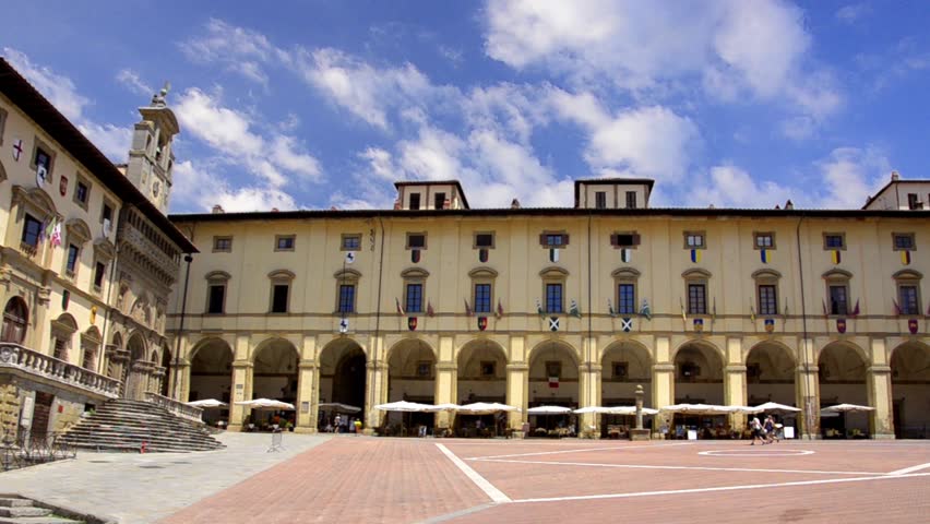 tuscany, arezzo, piazza grande
